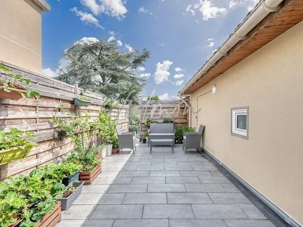 Appartement 8 pièces 178 m²