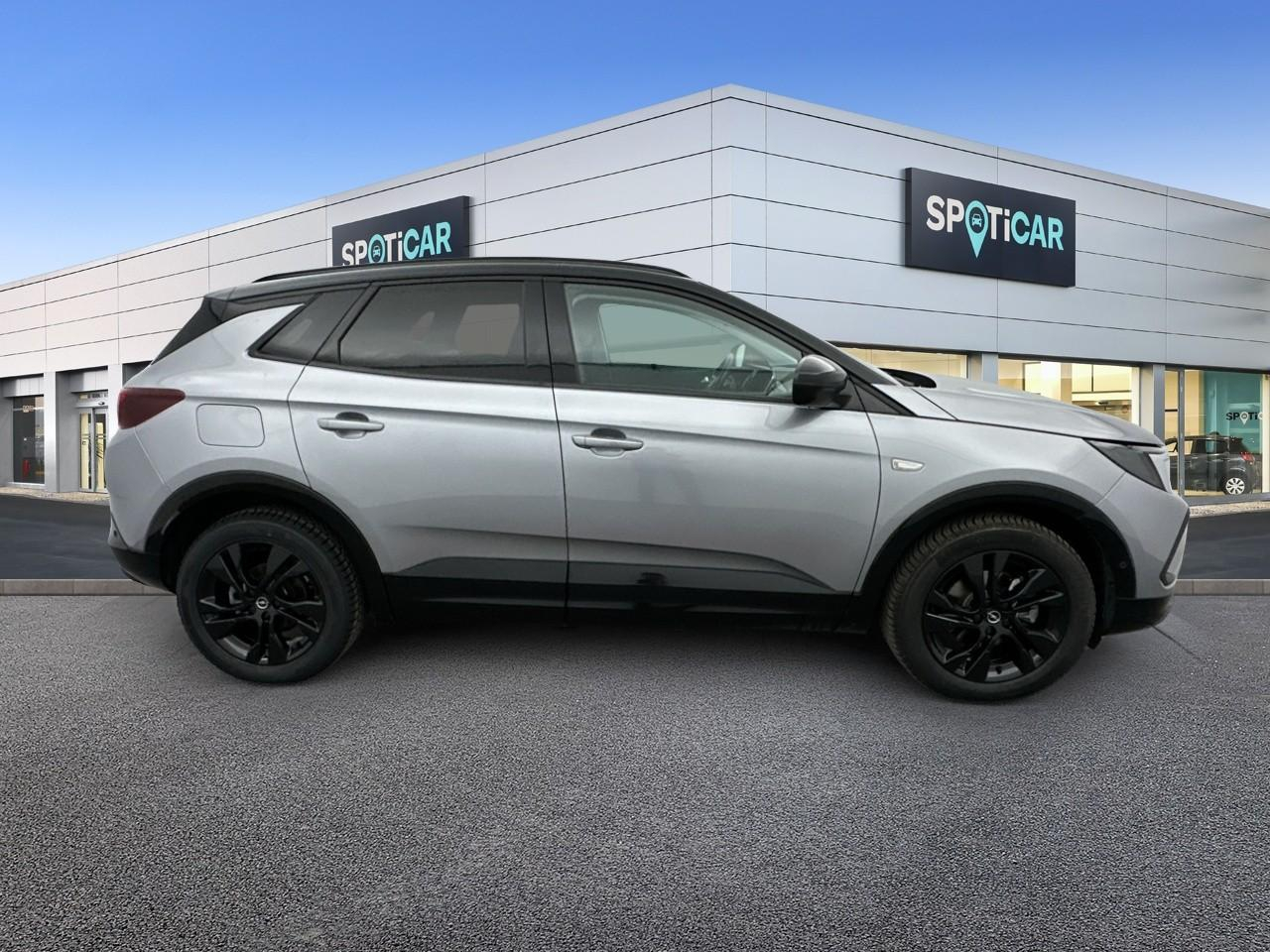 Opel Grandland 1.2 turbo 130 ch bva8 gs line — photo 4