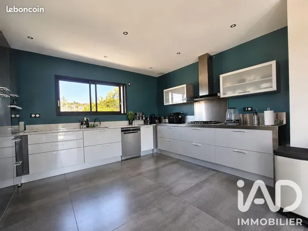Maison 5 pièces 150 m²