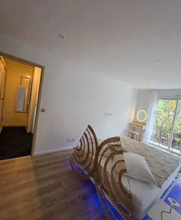 Suite meublée privée avec salle de bain et WC - Saint-Perdon / Mont-de-Marsan