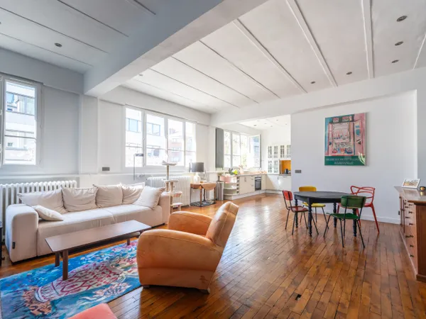 LOFT / MAIRIE / RARE