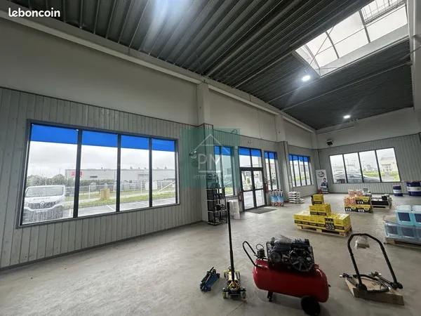 Local 550 m² Friville-Escarbotin