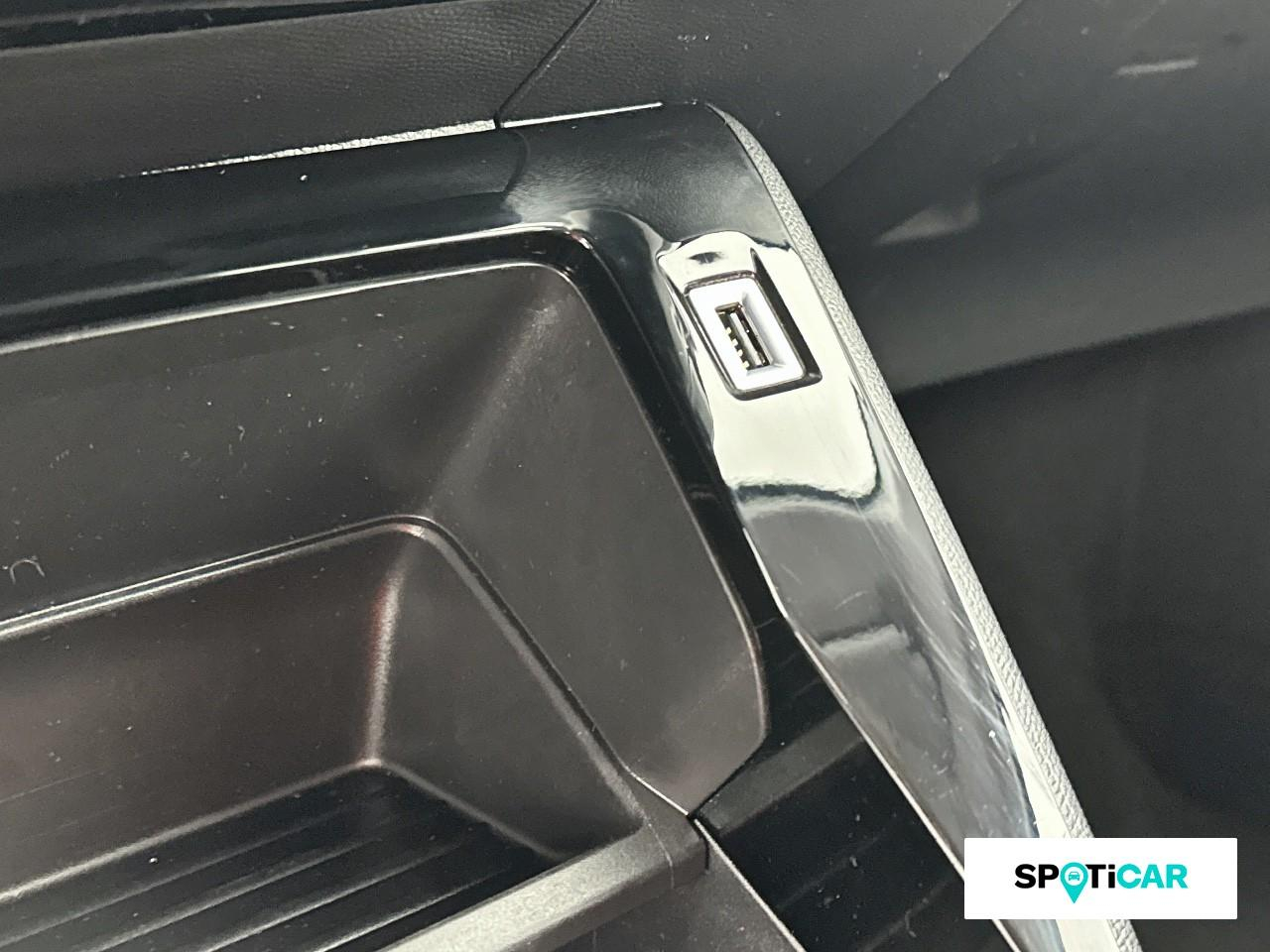 Peugeot 208 puretech 75 s&s active — photo 19