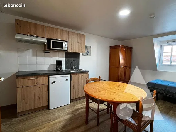 Studio 1 pièce 27 m²
