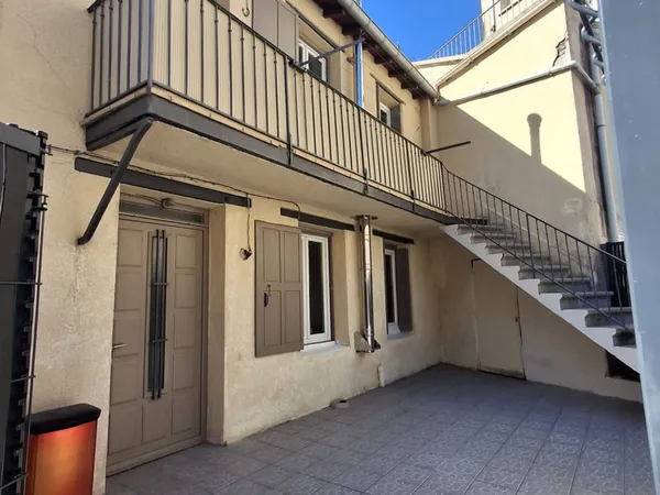Maison de ville en duplex 80m2