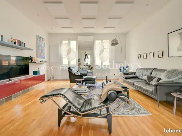 Appartement 5 pièces 143 m²