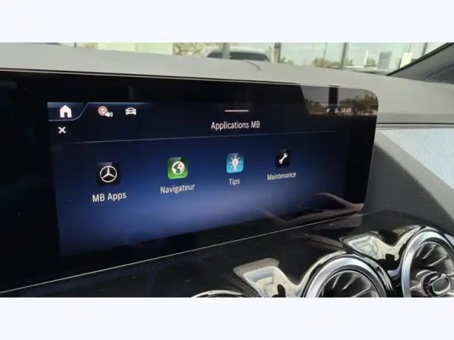 Mercedes Gla 200 d — photo 37