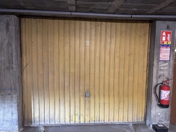 Parking 17 m²