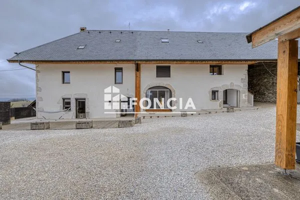 Maison 15 pièces 362 m²