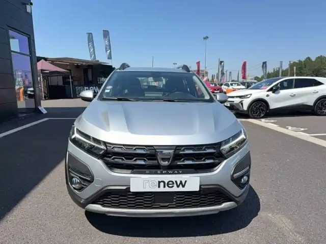 Dacia Sandero tce 90 - 22 — photo 8