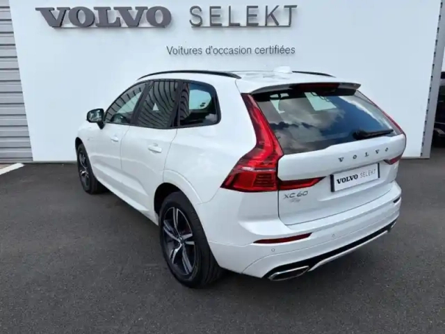 Volvo Xc60 t6 awd 253 + 87ch r-design geartronic — photo 2