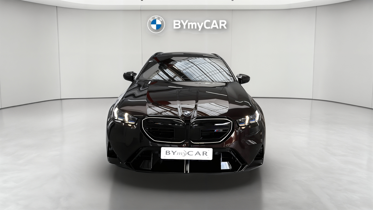 BMW M5 Touring PHEV 727 ch BVA8 — photo 8