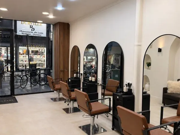 Salon de coiffure / local