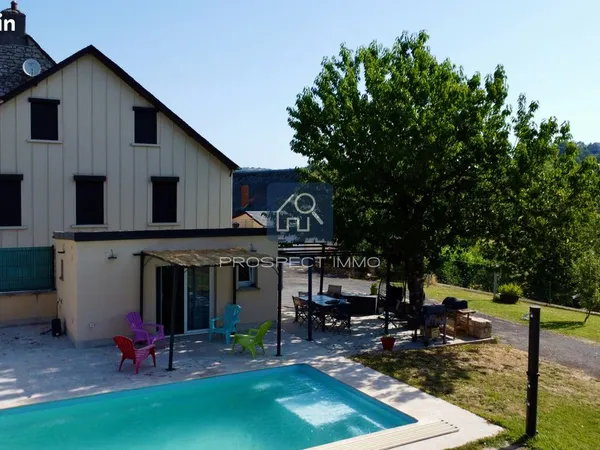Maison 6 pièces 150 m²