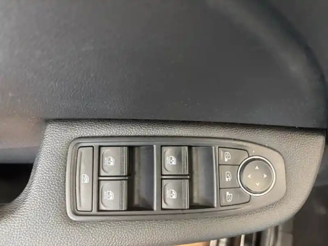 Renault Clio tce 90 — photo 16