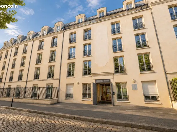 Investissement locatif - studio Paris 11e