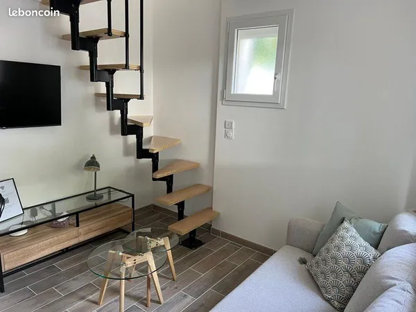 T2 Duplex à louer meublé