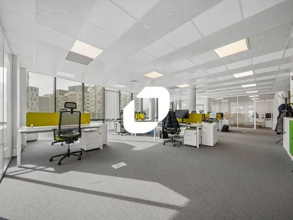 Bureaux 281 m²