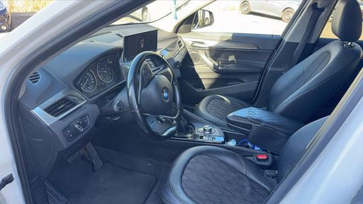 BMW X1 xDrive 18d 150 BVA8 - Xline – 2017 – 96618 km – Diesel – Boîte Automatique — photo 17