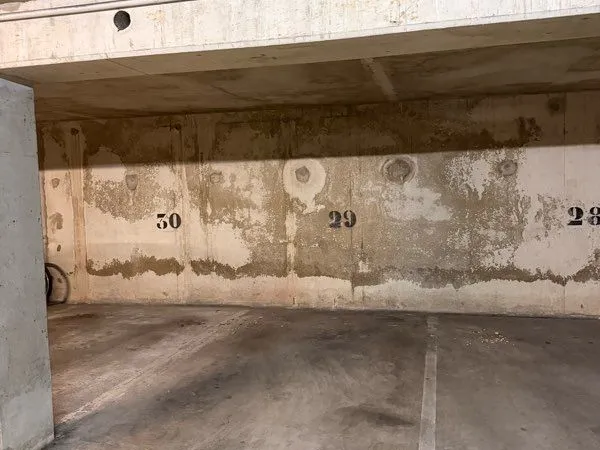 Place de parking en souterrain