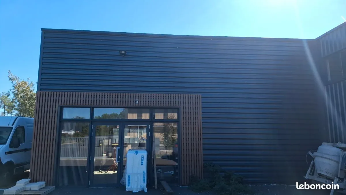 Photo 1