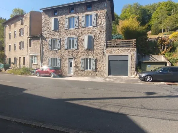 🏡 MAISON RÉNOVÉE - 136 m² - 5 CHAMBRES - TERRAIN 400 m² - Garage, grenier et terrasse