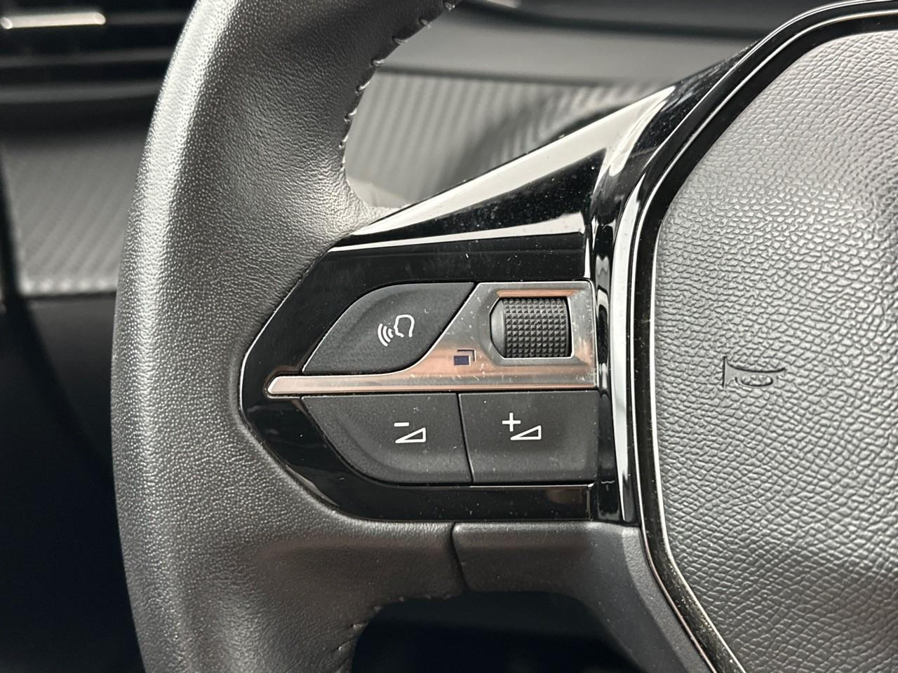 Peugeot 208 electrique 50 kwh 136ch style — photo 20