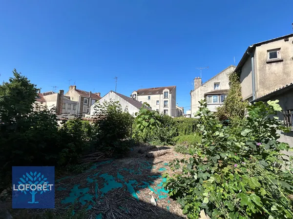Terrain 165 m²