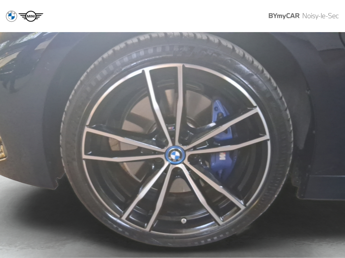 BMW Touring 330e xDrive 292 ch BVA8 — photo 14
