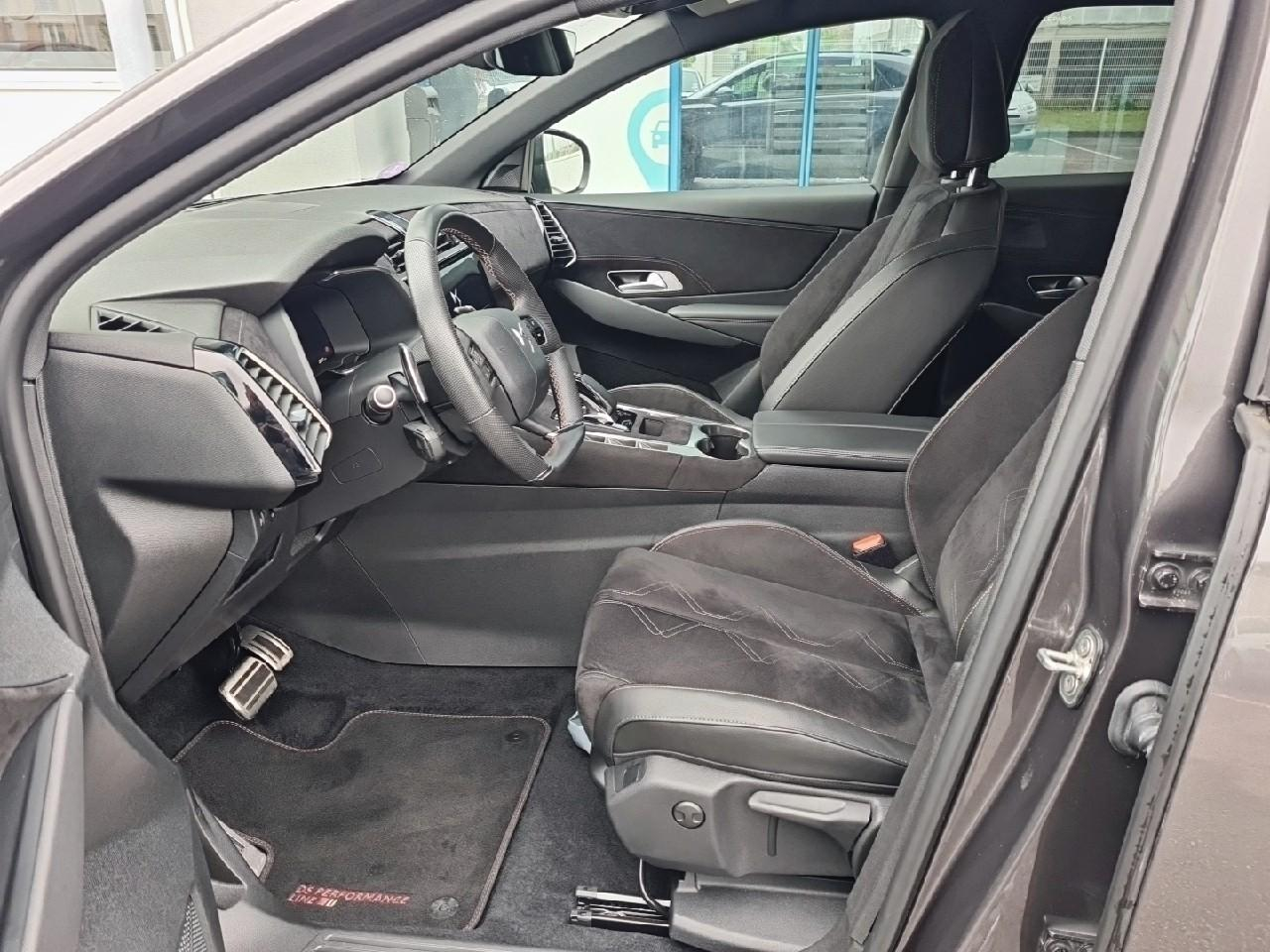 Ds Ds 7 crossback hybride rechargeable e-tense 300 eat8 4x4 performa — photo 9