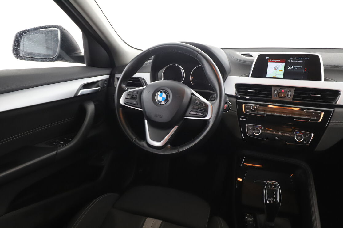 BMW X2 sDrive18dA Lounge — photo 12
