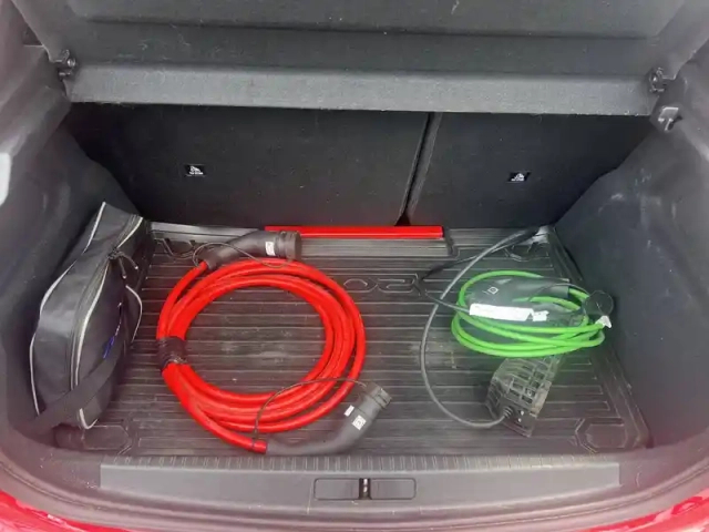 Peugeot 208 electrique 50 kwh 136ch — photo 20
