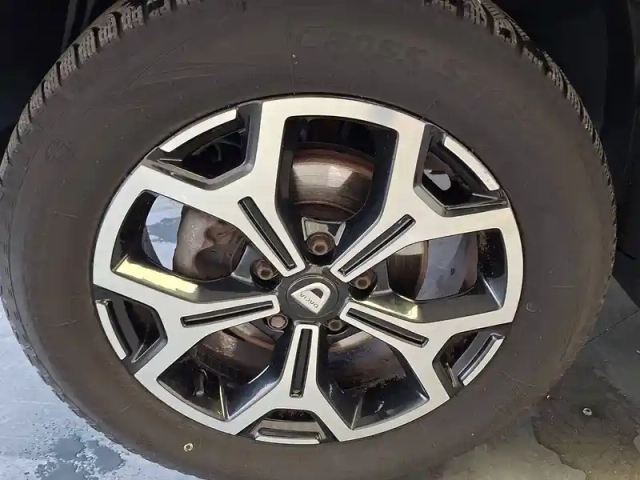 Dacia Duster tce 125 4x4 — photo 15