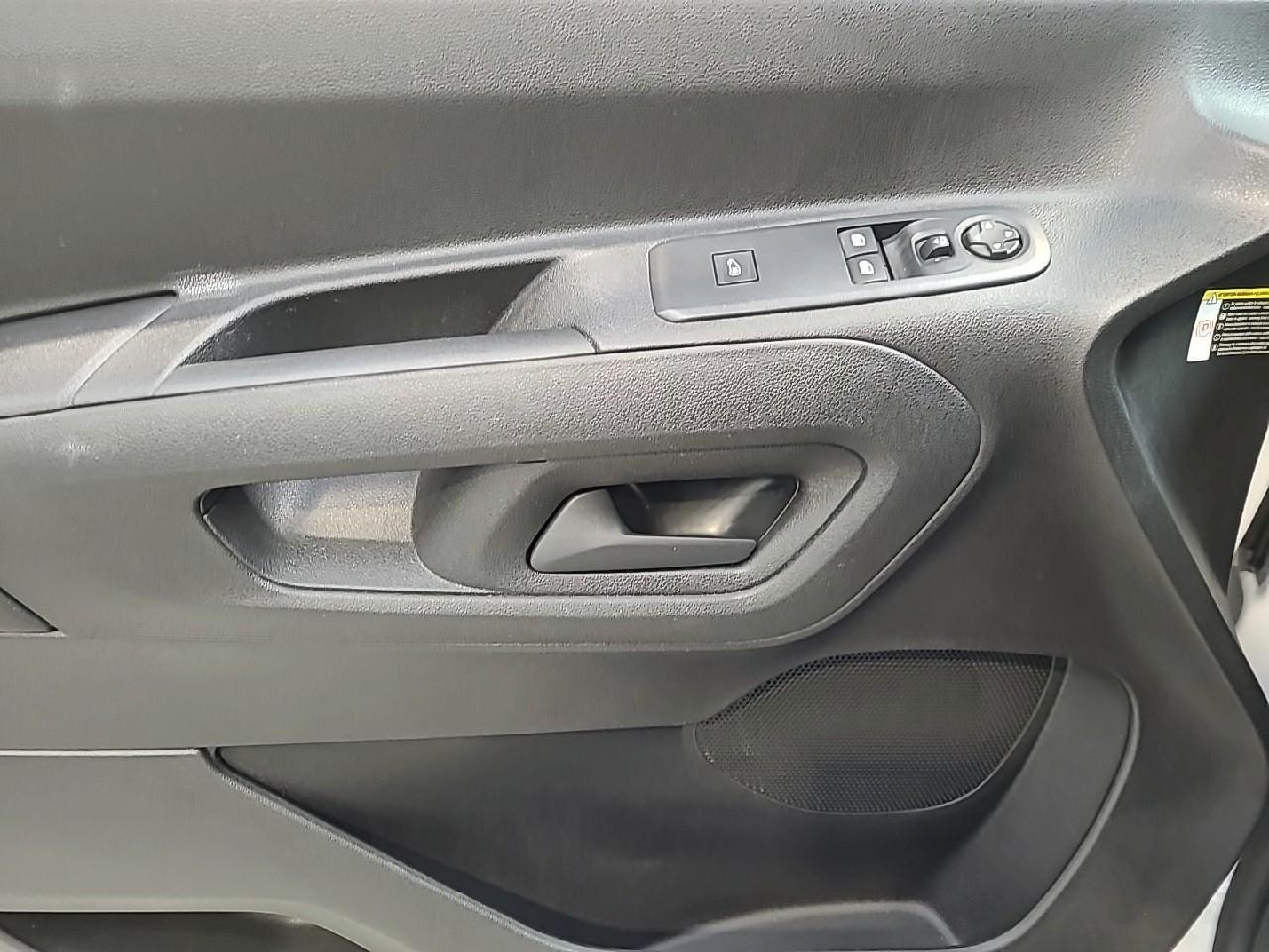 Peugeot Partner fourgon m 950 kg bluehdi 100 s&s bvm6 — photo 26