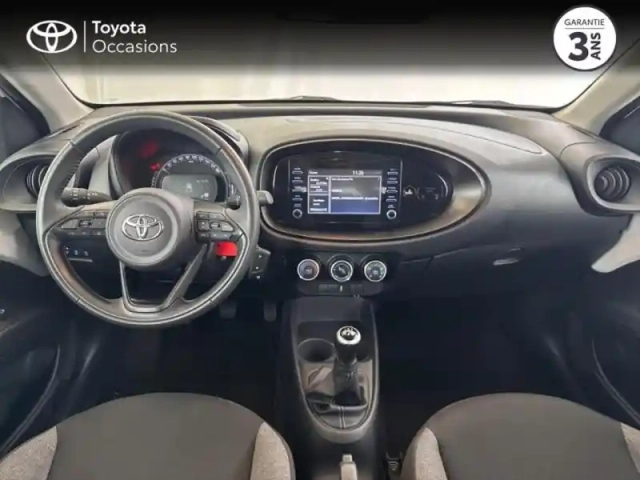 Toyota Aygo X 1.0 vvt-i 72ch dynamic my23 — photo 10