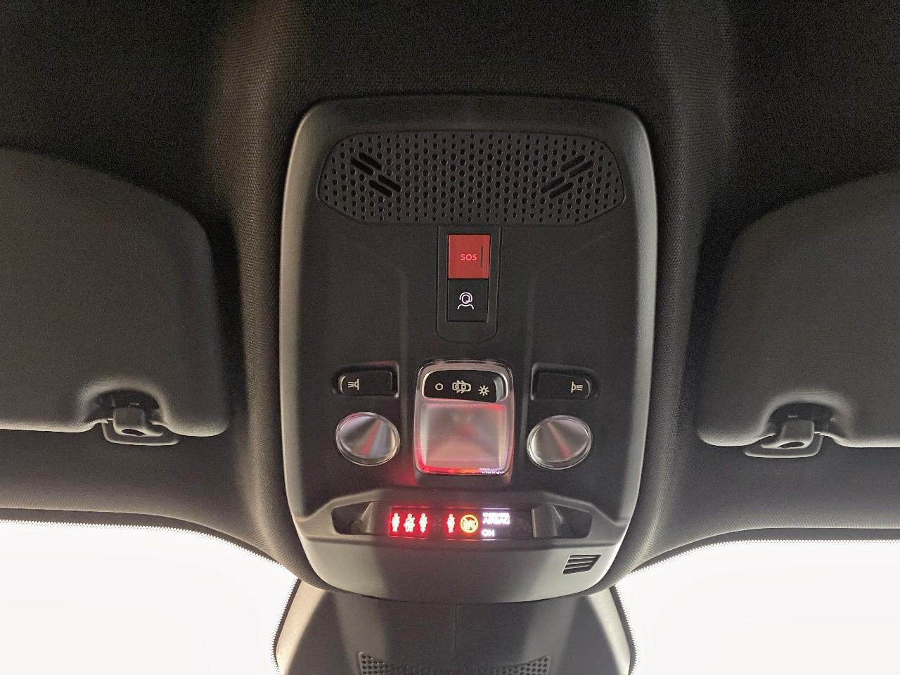 Peugeot 2008 hybrid 145 ch e-dcs6 allure — photo 19