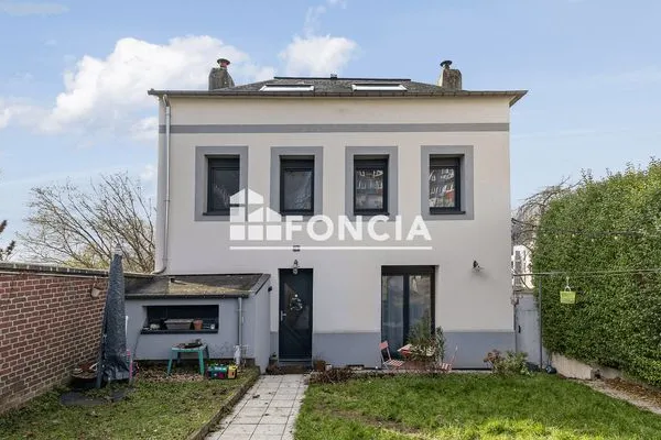 Maison 4 pièces 85 m²