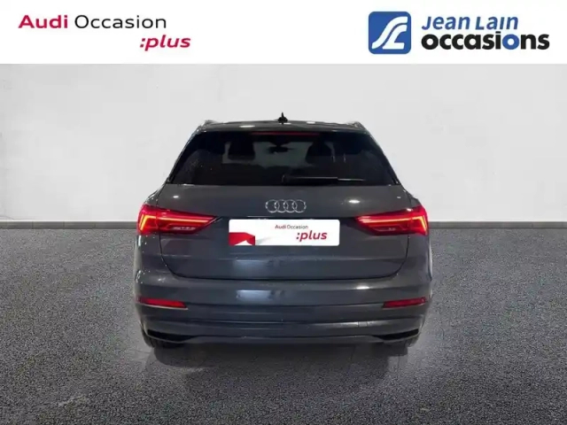 Audi Q3 35 tfsi 150 ch — photo 6