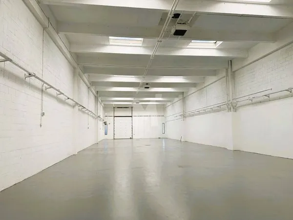 Local d'activité 2282 m²