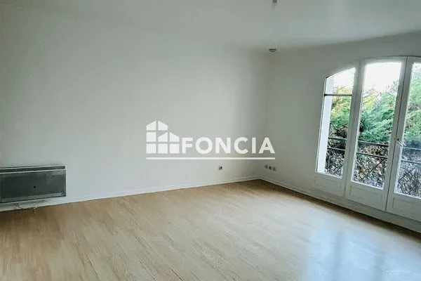 Studio 1 pièce 30 m²