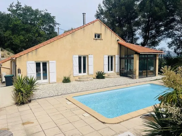 Maison de plain-pied 4 pièces 95 m²