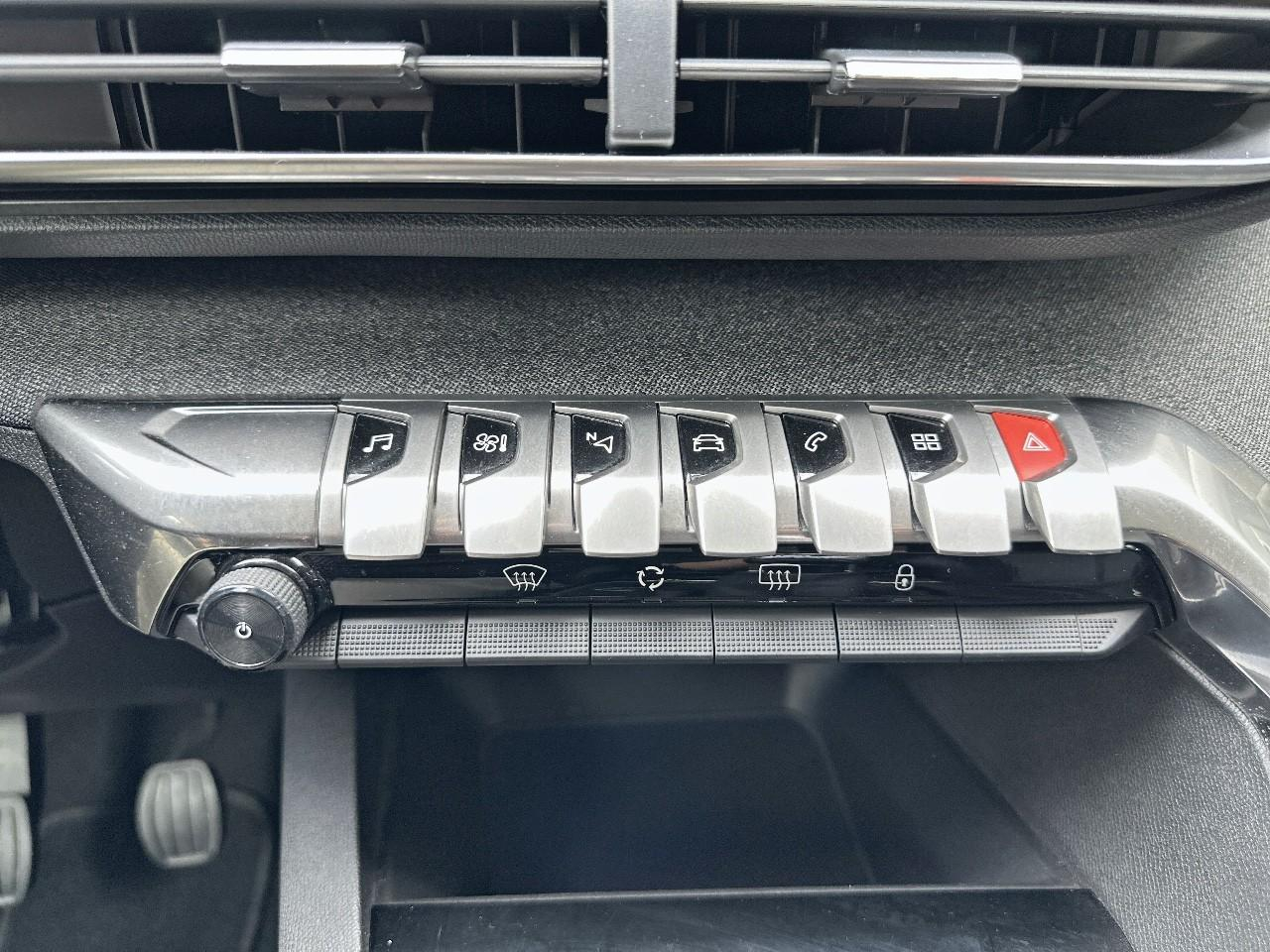 Peugeot 3008 1.2 puretech 130ch allure s&s — photo 29