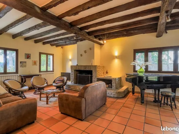 Maison 10 pièces 200 m²