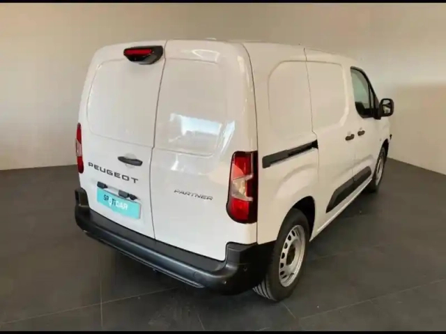 Peugeot Partner m diesel 130ch automatique pack premium connect — photo 5
