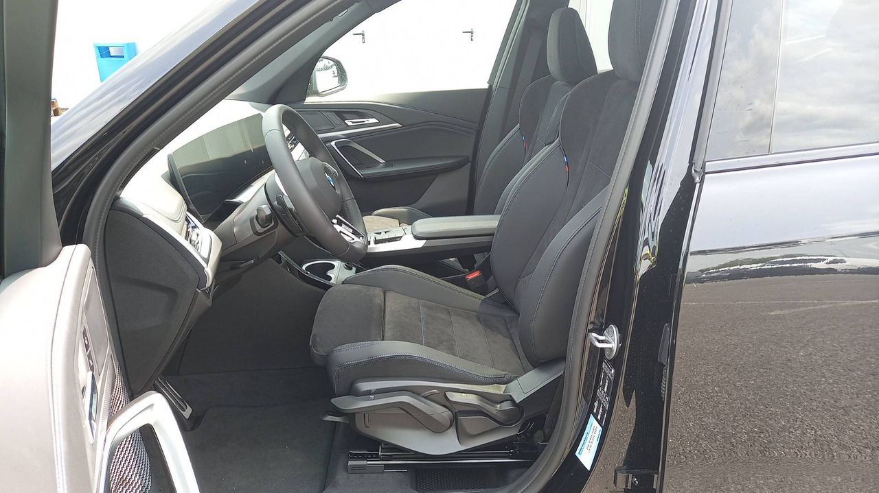BMW X1 — photo 12