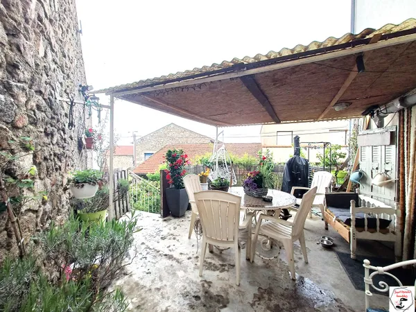 Maison - 100m ²