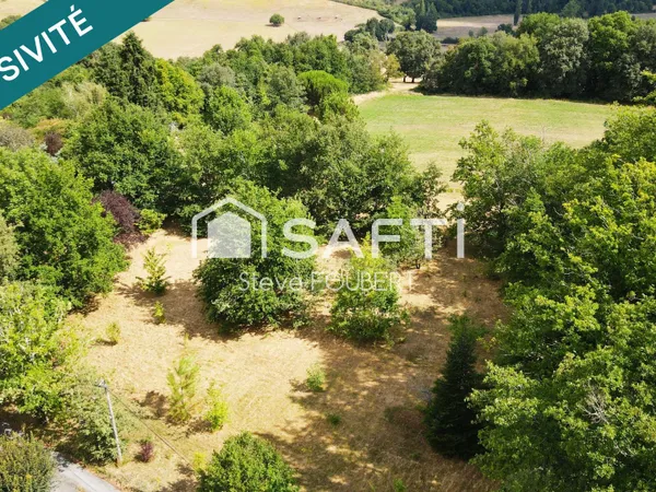 TERRAIN DE 1584m2 SUR LES HAUTEURS DE VERGT