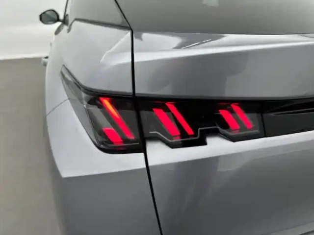 Peugeot 3008 hybrid 145 e-dcs6 — photo 68