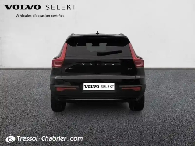 Volvo Xc40 b3 163 ch dct7 ultra — photo 4