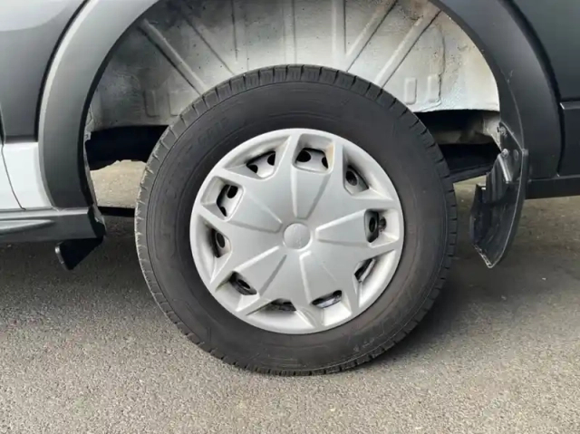 Ford Transit fourgon fg t350 l2h2 2.0 ecoblue 130ch trend — photo 14